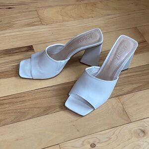 SCHUTZ lizah pearl size 9